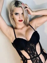 Henni Rae hennirae OnlyFans