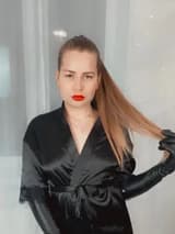 JULIA SUNRISE julisunrise_official OnlyFans