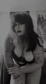 mara, ur thicc goth gf gothybih OnlyFans