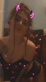 👑 ƘƜЄЄƝ 👑 kween.kells OnlyFans