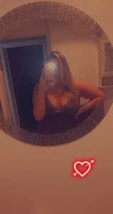 Emma emp_xox OnlyFans