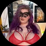 𝐇0𝐫𝐧𝐲 𝐢𝐧 𝐚 𝐥𝐞𝐜𝐭𝐮𝐫𝐞 😘😇 phoebetheunistudent OnlyFans