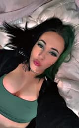 Tara 🖤 thattallchick00 OnlyFans