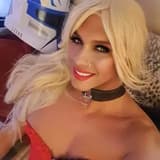 Lana_50 vers Shemale lana_loveday OnlyFans